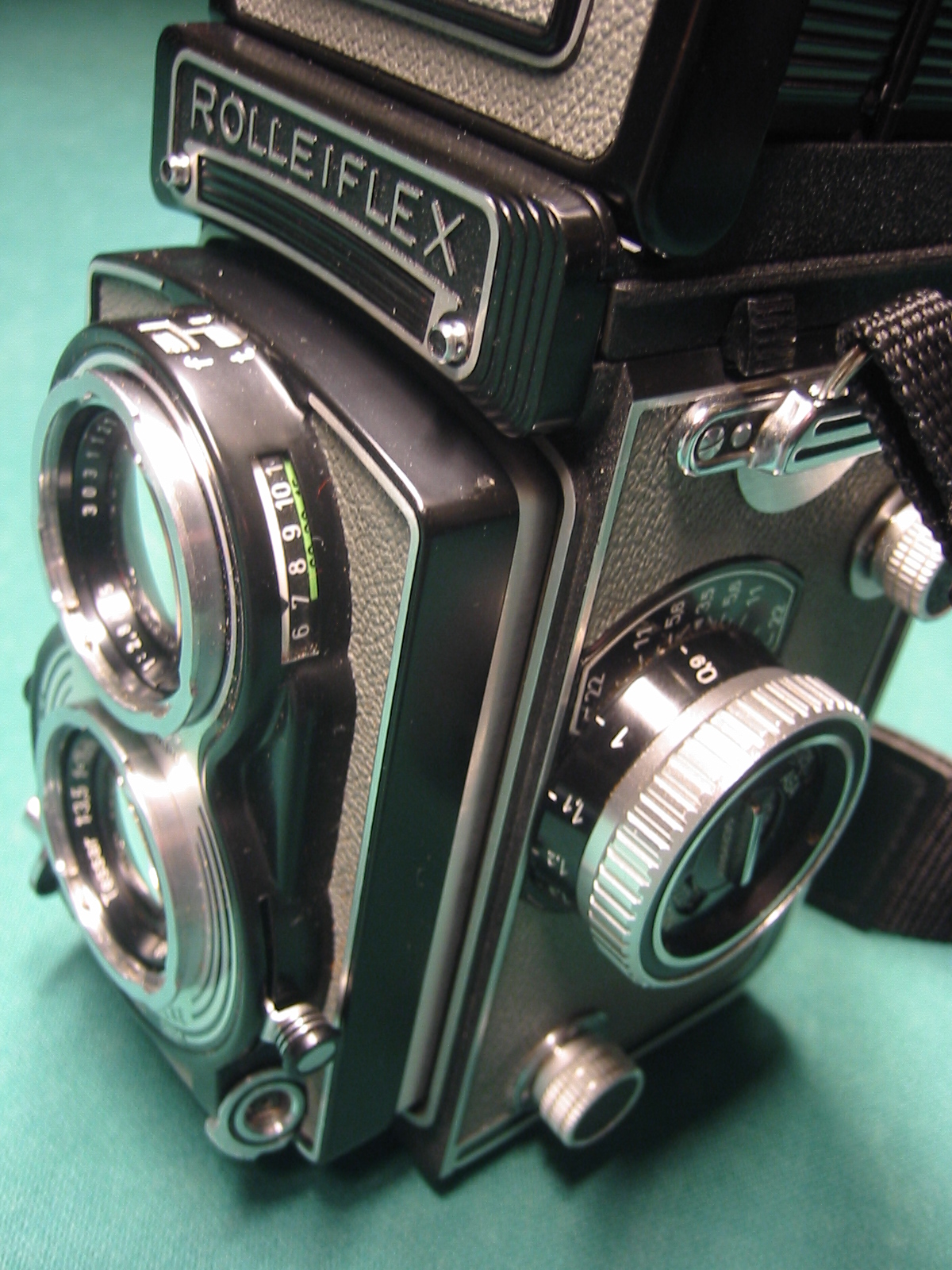 Rolleiflex 3.5E TLR camera